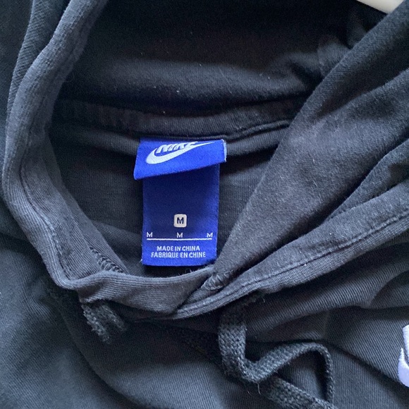 Nike hooded long sleeve - Picture 3 of 3